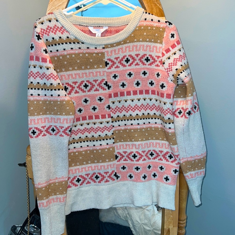 Soft pattern sweater